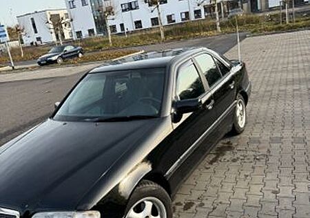 Mercedes-Benz C 180 TÜV 3/26 KLIMA