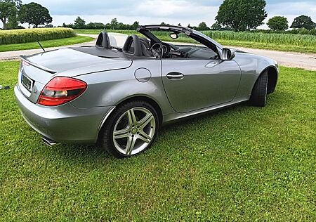 Mercedes-Benz SLK 300 -