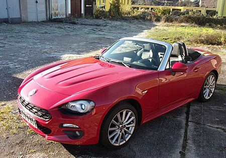 Fiat 124 Spider MultiAir Turbo Lusso -wie neu, Leder-