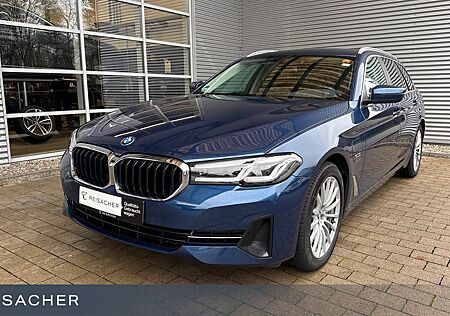 BMW 530e xDrive Touring Navi DAB adLED Pano AHK