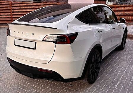Tesla Model Y Long Range RWD
