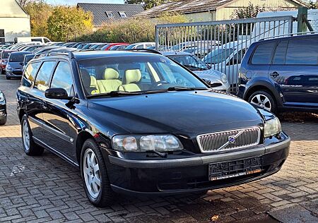 Volvo V70 Kombi 2.4 D*Tüv 06/2025*Klima*Ahk*