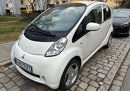 Mitsubishi i-MIEV - -