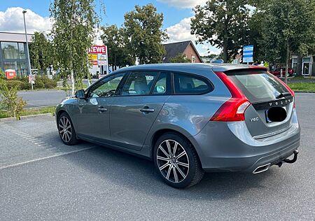 Volvo V60 D6 Plug-in-Hybrid Summum