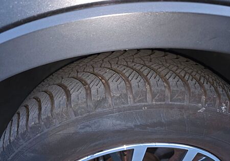 VW Tiguan Volkswagen 2.0 TDI SCR DSG SOUND SOUND