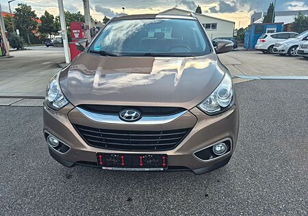 Hyundai ix35 2.0 CRDi 100kW Trend 2WD tuv07/2026