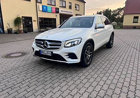 Mercedes-Benz GLC 350 d 4MATIC AMG Line Autom. AMG Line