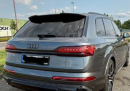 Audi Q7 50 TDI quattro tiptronic | 286 PS | 22
