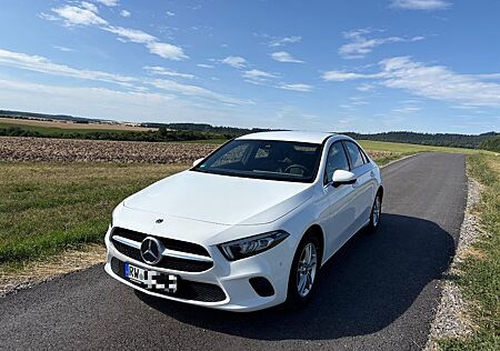 Mercedes-Benz A 180 - Limousine, Scheckheftgepflegt, wenig KM