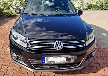 VW Tiguan Volkswagen 1.4 TSI 92 BMT LOUNGE Sport & Style L...