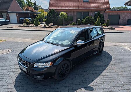Volvo V50 D2 R-Design Pro Edition R-Design Pro Edition