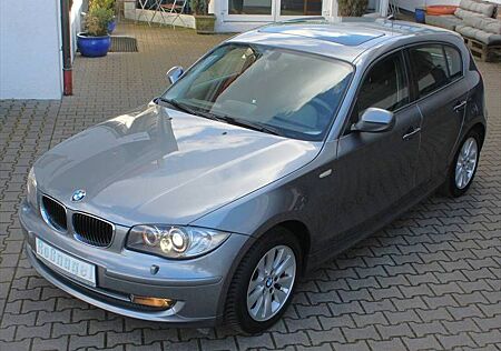 BMW 116 i 5-türig Navi Klimaautom. el.GSD Sitzhzg.