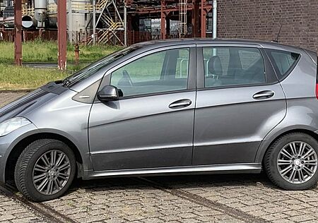 Mercedes-Benz A 150 ELEGANCE Autotronic Elegance