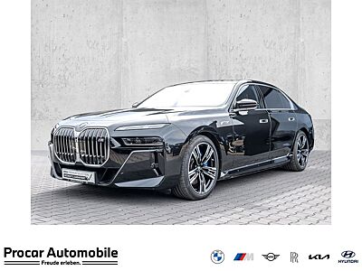 BMW i7 M70 xDrive Limousine M Sport HUD PANO ACC TV