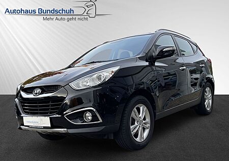 Hyundai ix35 2.0 4WD Premium *AHK*Pano*Navi*
