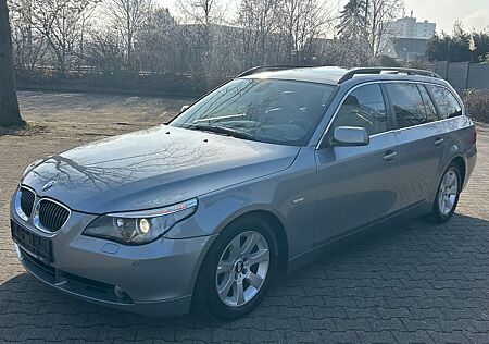 BMW 530d Touring*AUTOM*LEDER*PANO*HUD*NAVI*VOLL*8-FA