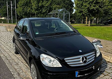 Mercedes-Benz B 160 BlueEFFICIENCY -