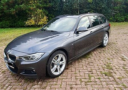 BMW 320d xDrive Touring Sport Line