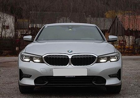 BMW 330e Advantage Automatik Advantage