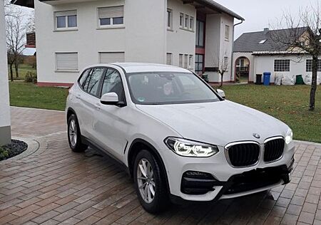 BMW X3 xDrive25d ADVANTAGE AT ADVANTAGE