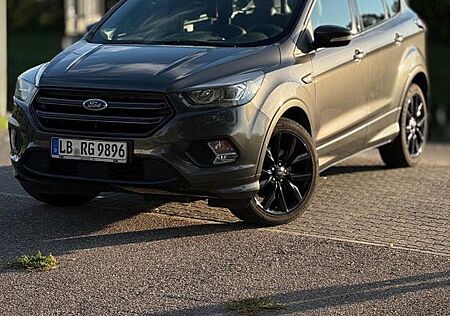Ford Kuga 2,0 TDCi 4x2 110kW ST-Line ST-Line