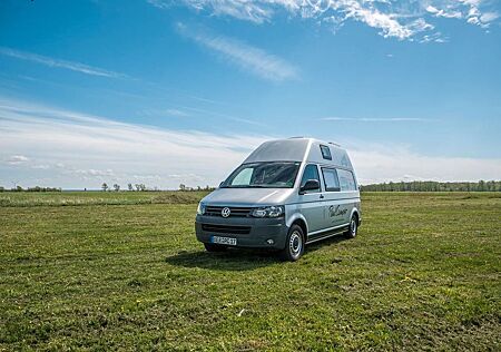 VW T5 Volkswagen Camper mit Hochdach