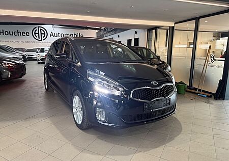 Kia Carens UEFA Euro 6 1-Hand