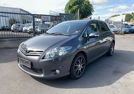 Toyota Auris Club 1.6