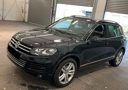 VW Touareg Volkswagen 3.0 V6 TDI Tiptronic BlueMotion Tech.