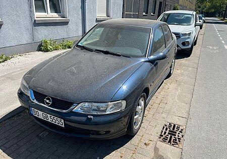 Opel Vectra 1.8 16V -