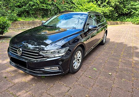 VW Passat Variant Volkswagen 1.5 TSI OPF DSG Business Vari...