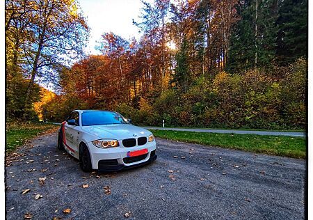 BMW 135 Safety Car