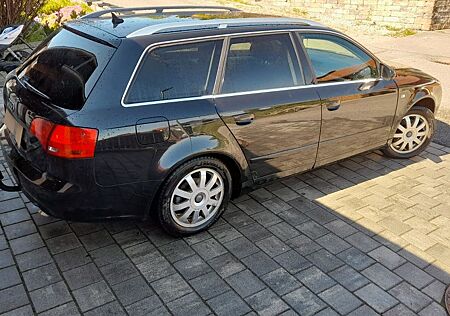 Audi A4 2.0 TDI (DPF) quattro Avant -
