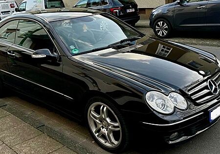 Mercedes-Benz CLK 220 CDI