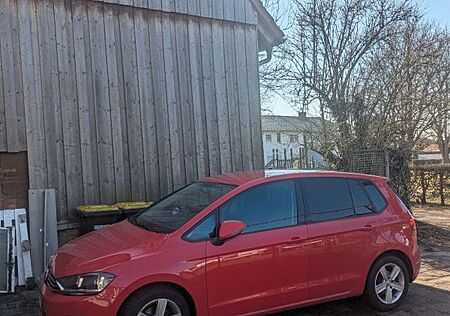 VW Golf Sportsvan Volkswagen 1.6 TDI Comfortline BlueMotio...