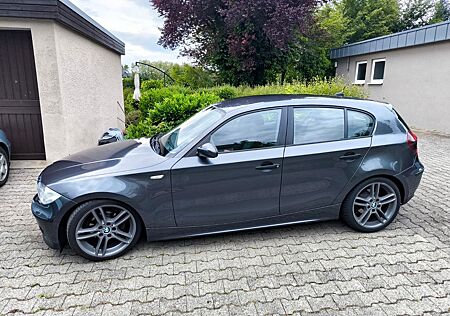 BMW 116i TüV 03.27, 8 Fach bereift, Tieferlegung