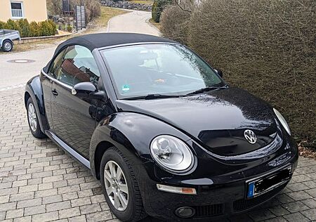 VW Beetle Volkswagen New Cabrio 1.6 | TÜV 07/2026 | bereift