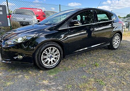 Ford Focus Lim. Titanium 1.6