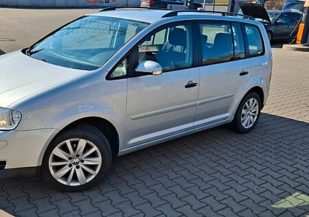 VW Touran Volkswagen 1.9 TDI 77kW DPF Conceptline Conceptline