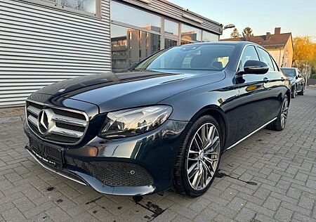 Mercedes-Benz E 220 E Limousine d /Panorama/Head-Up/360°
