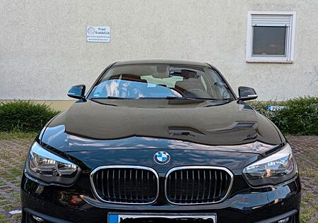 BMW 116i Sport Line Sport Line