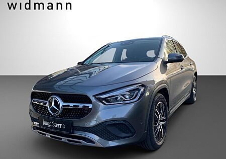 Mercedes-Benz GLA 200 *LED*PDC*Kam*AHK*Tempomat*Navigation*DAB