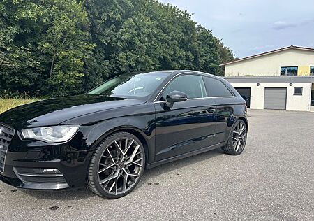 Audi A3 1.4 TFSI cod ultra S tronic Ambition Ambition