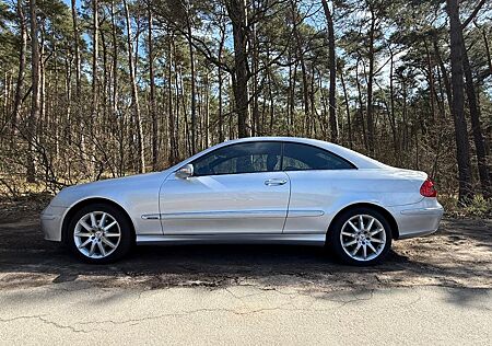 Mercedes-Benz CLK 200 KOMPRESSOR Avantgarde