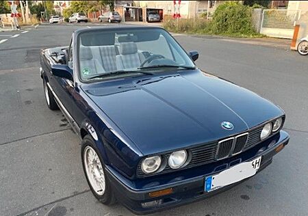 BMW 318i Cabrio E30 - H-Zulassung