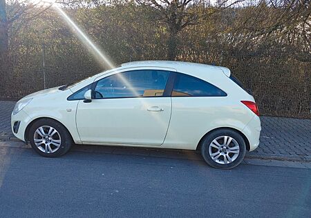 Opel Corsa 1.4 Color Edition Color Edition