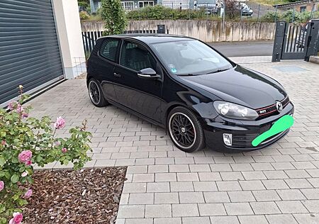 VW Golf Volkswagen 2.0 TSI GTI GTI