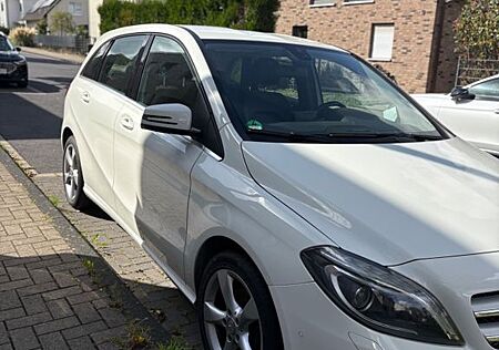 Mercedes-Benz B 180 CDI Style+Sport MB-Scheckheft, sehr sauber