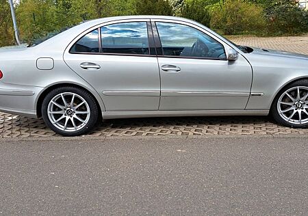 Mercedes-Benz E 500 AVANTGARDE Avantgarde