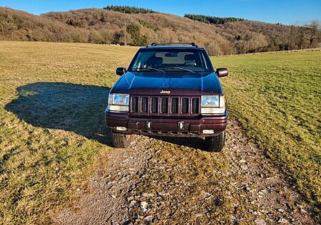 Jeep Grand Cherokee 5.2 Limited Auto Limited